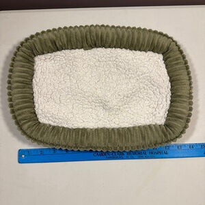 Perfect Petzzz Oval Kids Toy Dog Bed Green White Plush Sherpa 14"x9"